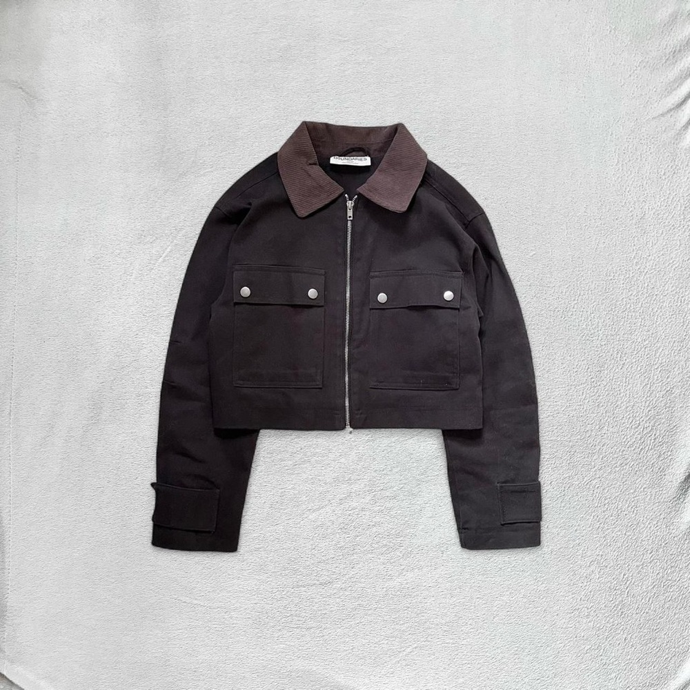 No Boundaries Black Soot Cropped Biker Trucker Retro Jacket, Women’s XXS (00)